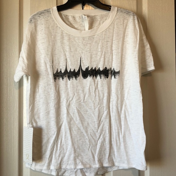 lululemon athletica Tops - NWT Lululemon Lightest Oversized Tee
